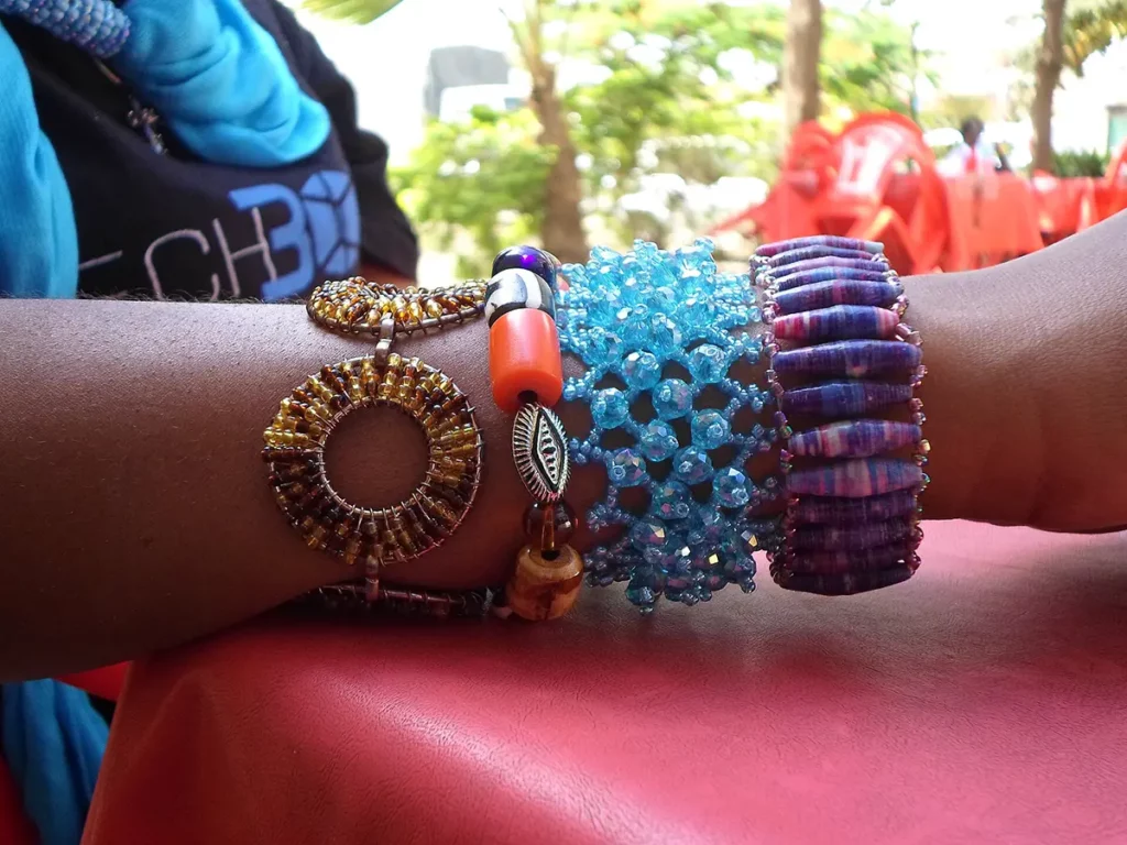 Ateliers Masques et bijoux africains